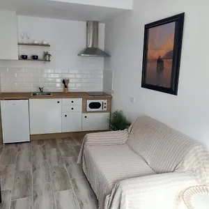 https://apt-hierro.in-canary-islands.com